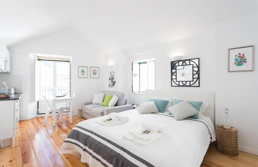Apartments Center Alfama-1