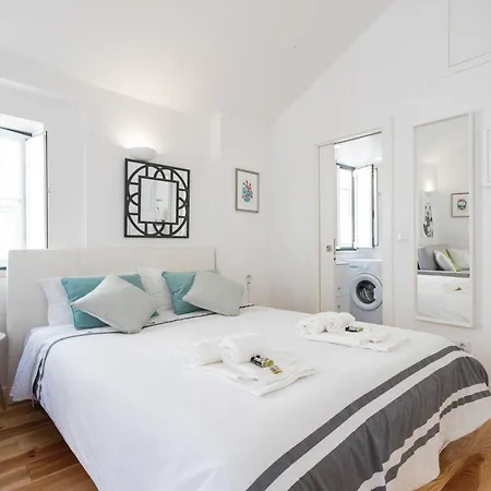 Apartments Center Alfama-2